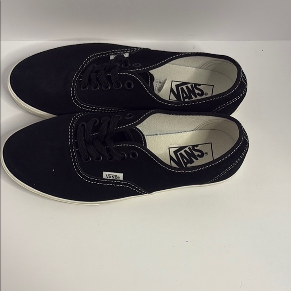 Vans Black and White Sneakers - Picture 4 of 7